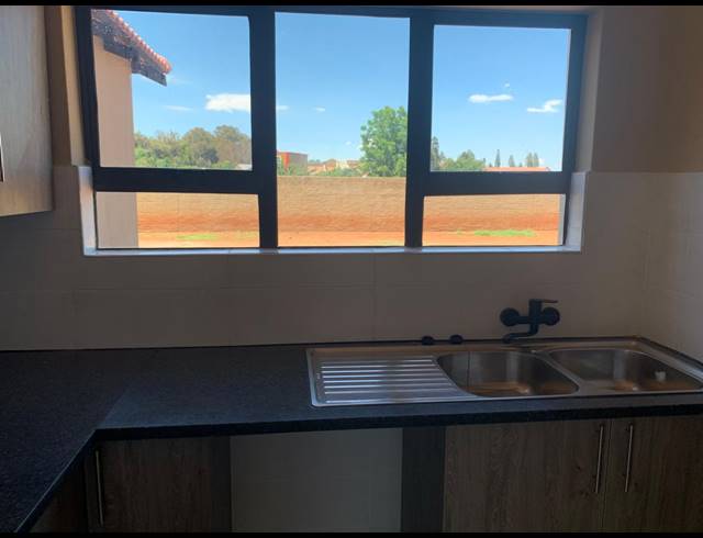 3 BEDROOM HOUSE FOR SALE IN HENLEY ON KLIP